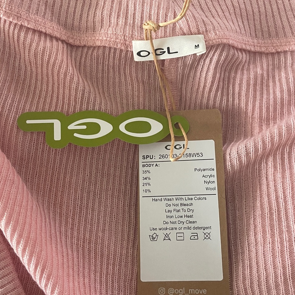 New OGL Classic Cozy Knit Shrug Sweater Pink Size Medium - Picture 8 of 9